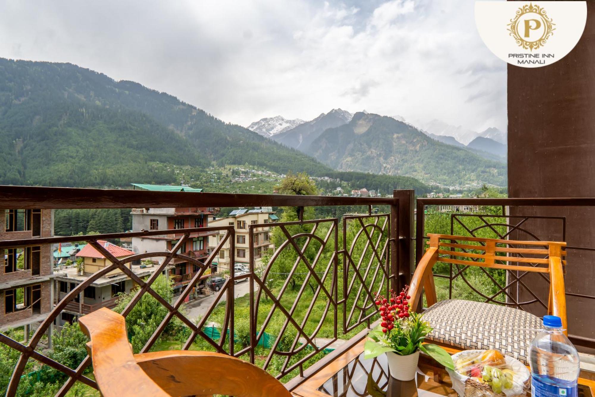 Pristine Inn Manali Exterior photo